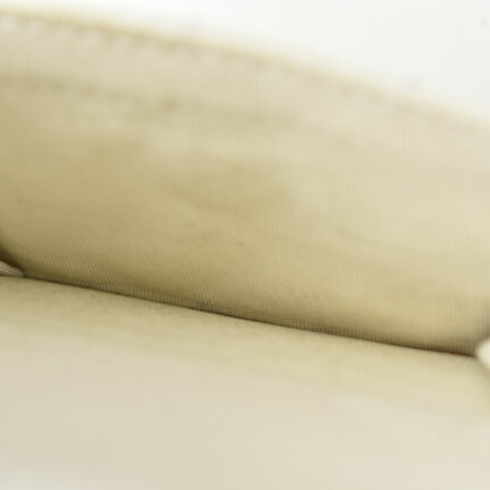 CHANEL Authentic White Caviar Leather Wallet - Picture 5 of 11